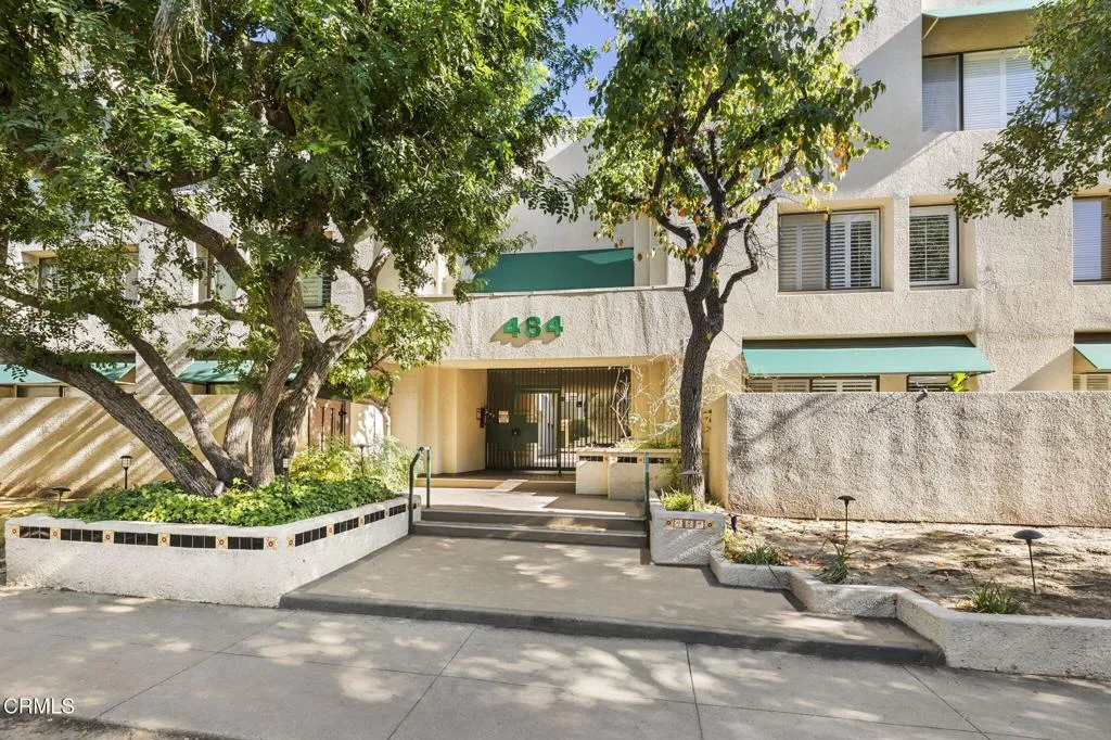 484 S Euclid 107, Pasadena, California 91101 home-pic-22